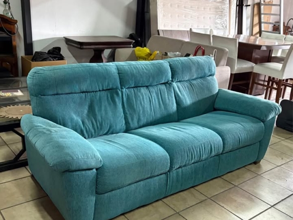 Sofá Sillón De 3 Puestos Americano Mide 2, 20 mt Largo X 95 cm Fondo