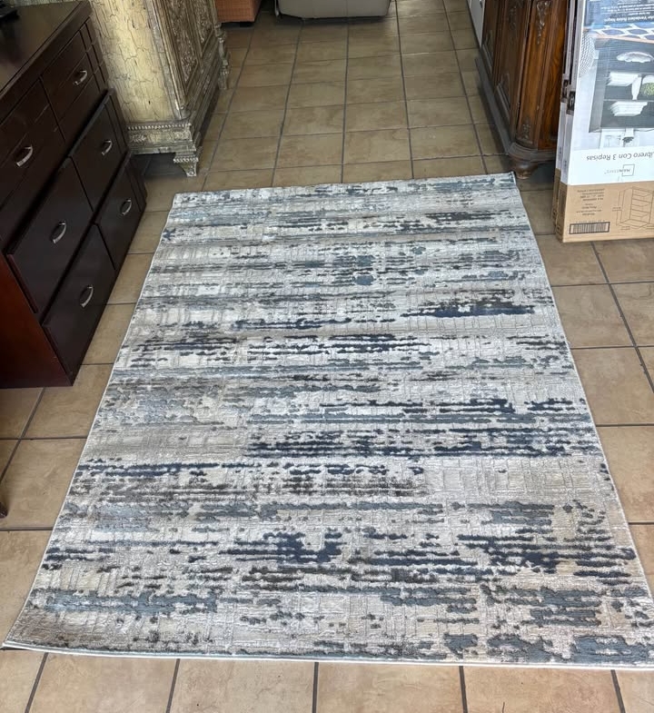 Alfombra Decorativa Hecha En Turquía, Como Nueva Mide 2, 20 mt X 1, 60 mt