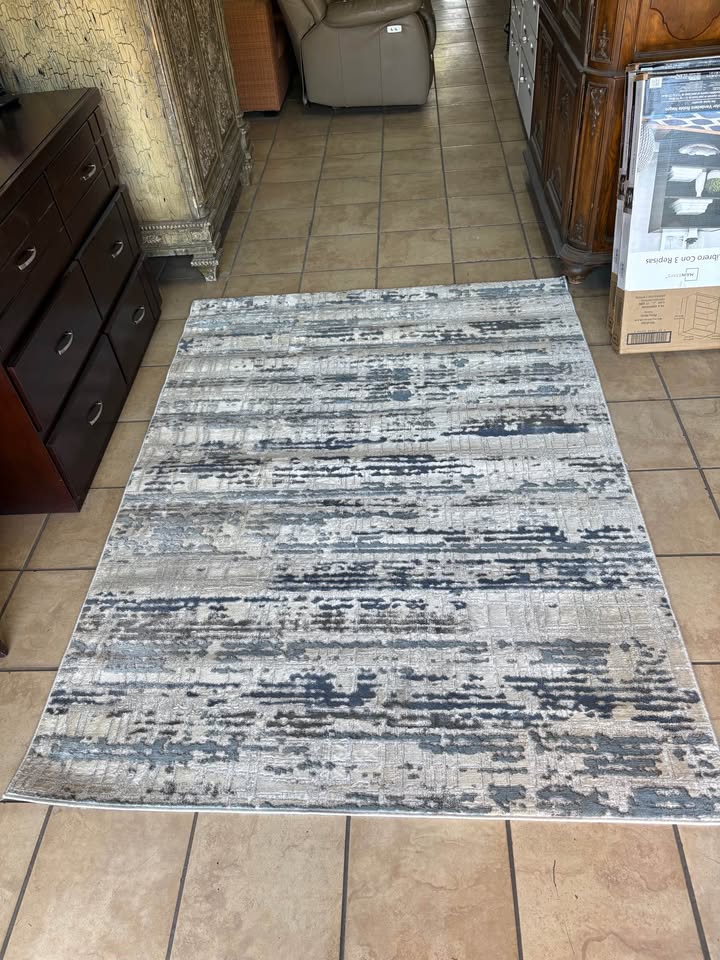 Alfombra Decorativa Hecha En Turquía, Como Nueva Mide 2, 20 mt X 1, 60 mt