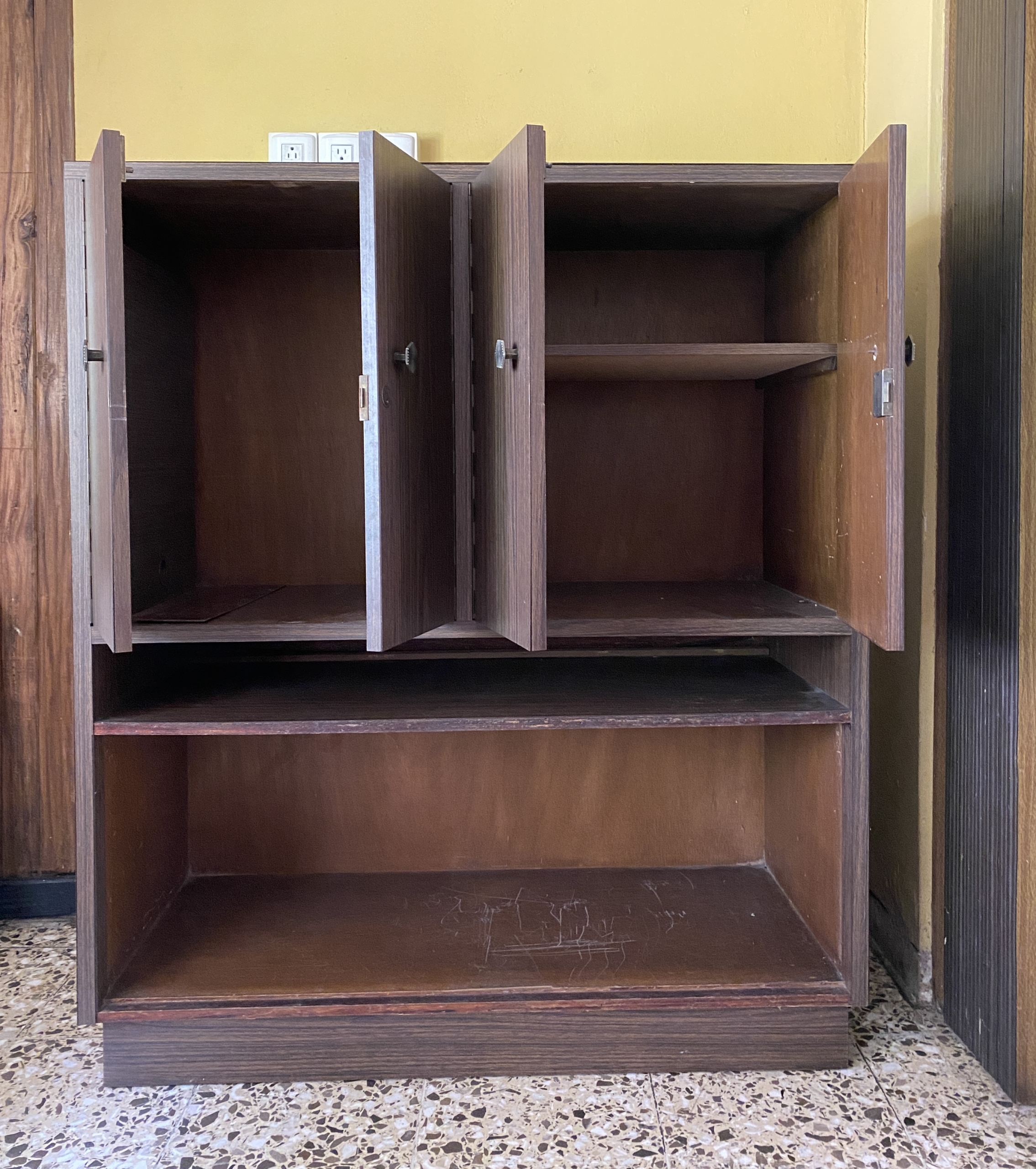 Mueble para entretenimiento