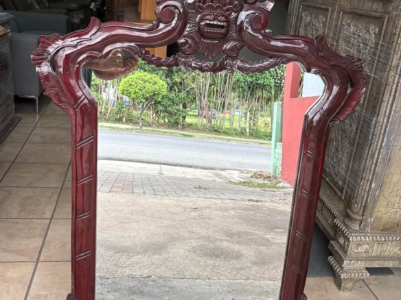 Fino Espejo Antiguo Vintage Europeo En Madera De Cedro Tallada a Mano. Como Nuevo Mide 1, 20 mt Alto X 93 cm Ancho