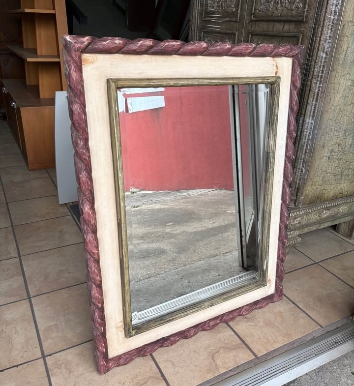 Espejo Rústico Mexicano En Madera De Cedro y Vidrio Biselado, Como Nuevo Mide 1, 05 mt X 85 cm