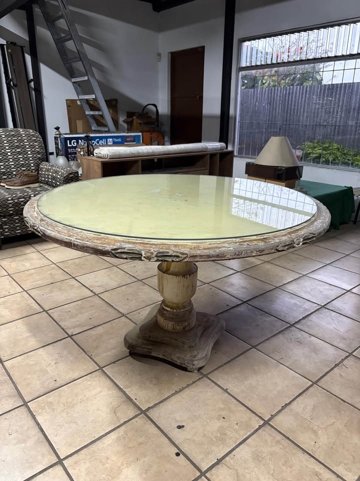 Juego Comedor 5 Sillas En Madera Traído De La India, Como Nuevo