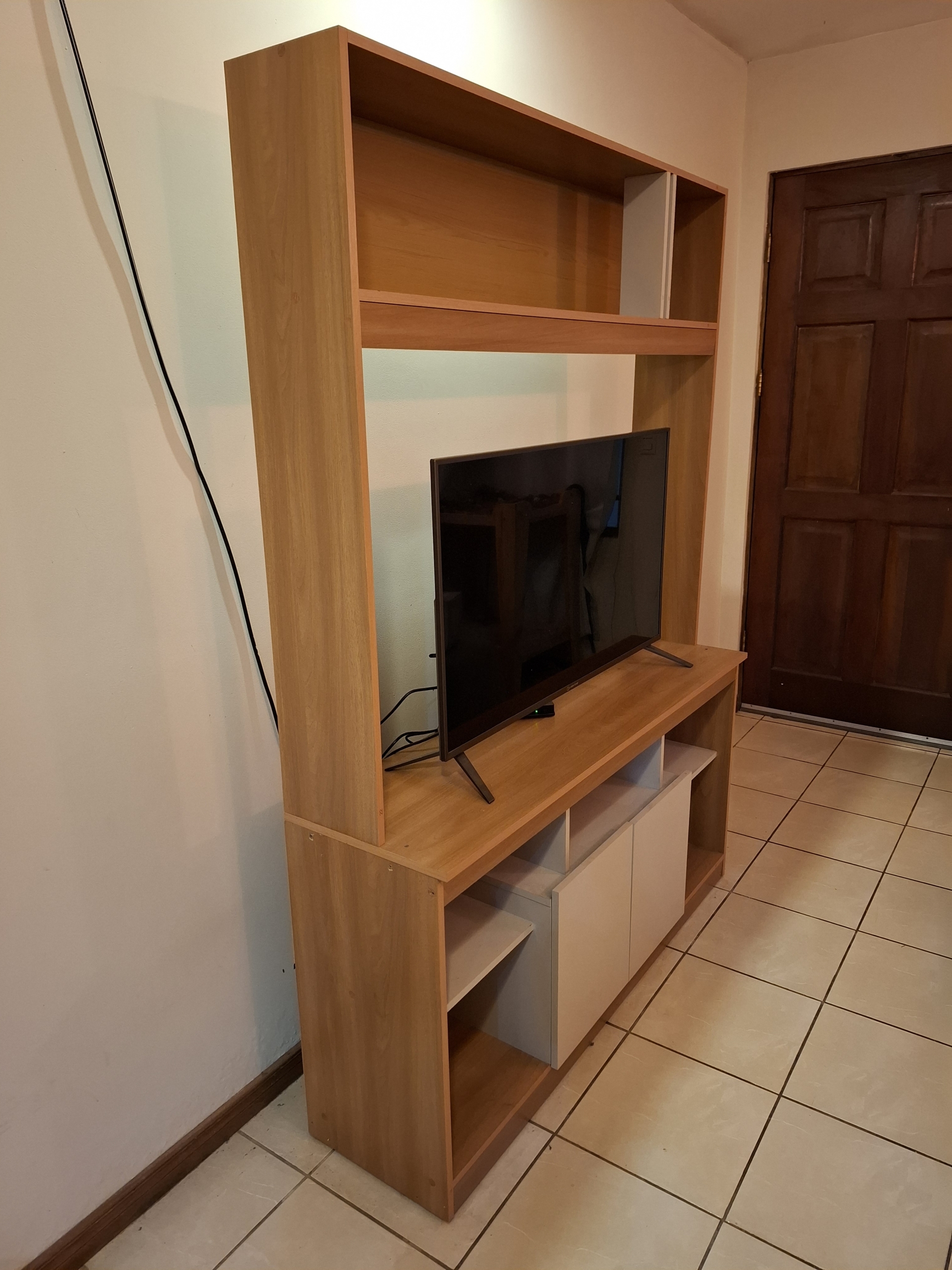 20260914_153219 📺 Mueble para TV / Centro de entretenimiento