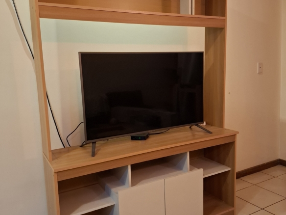 📺 Mueble para TV / Centro de entretenimiento
