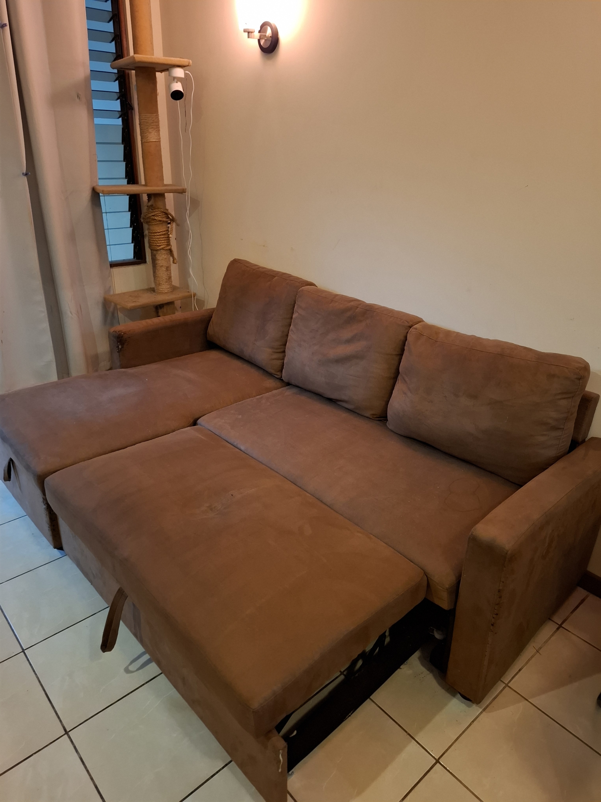 🛋️ Sofá seccional en L con almacenamiento