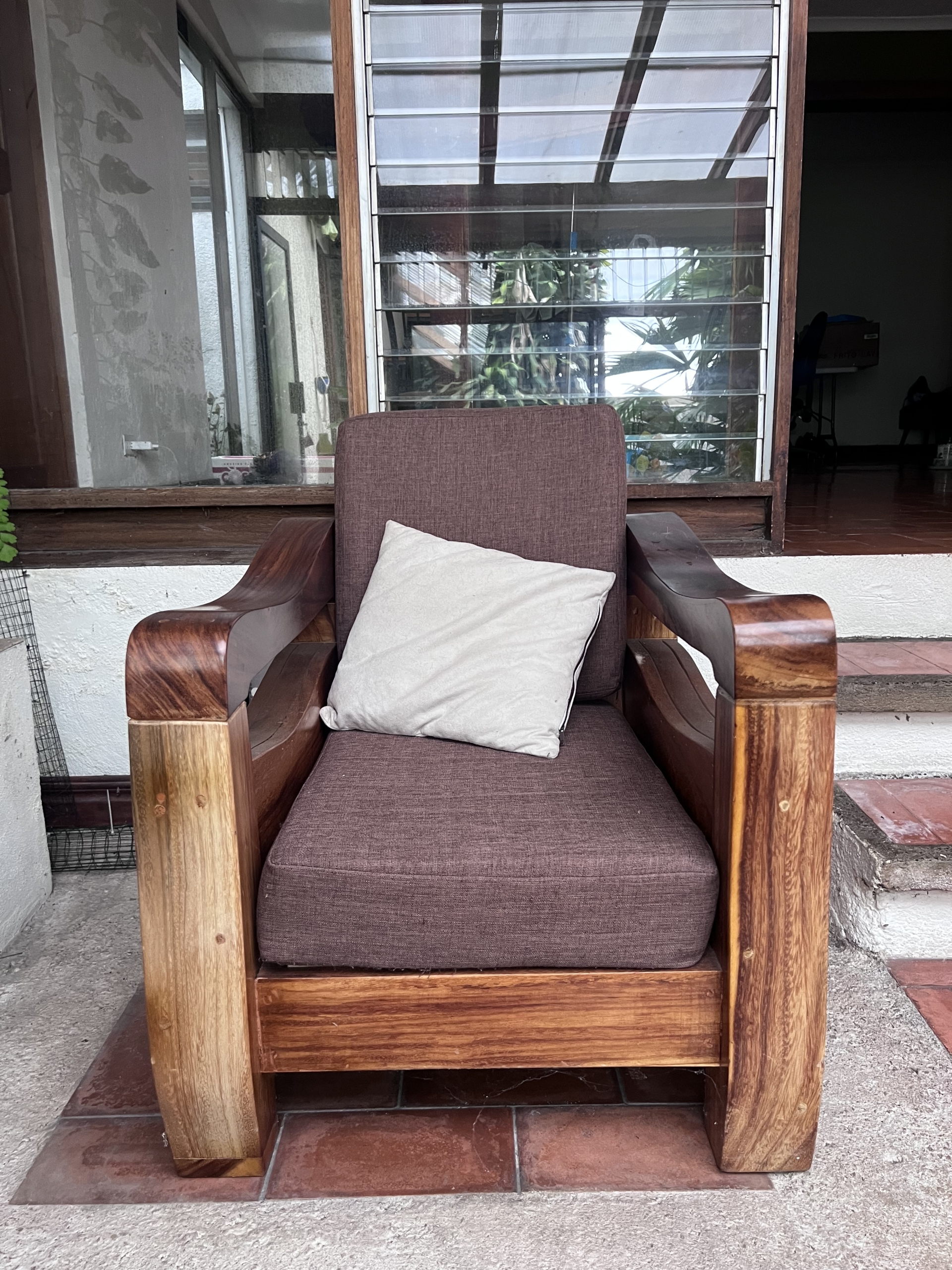 1 Juego de sillones de madera para terraza
