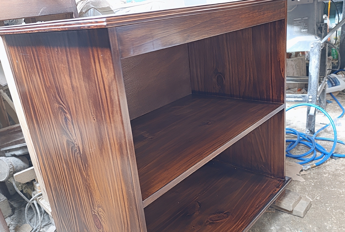 Mueble pino secado al horno