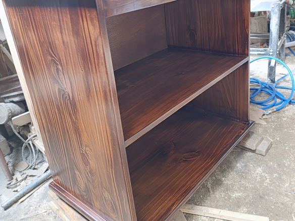 Mueble pino secado al horno