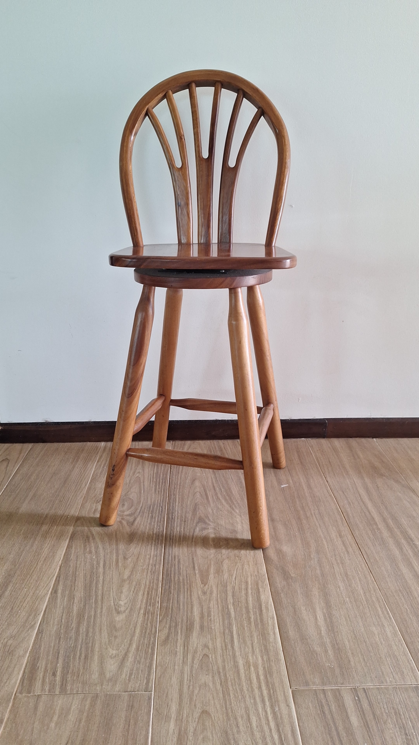 Hermosas sillas de madera