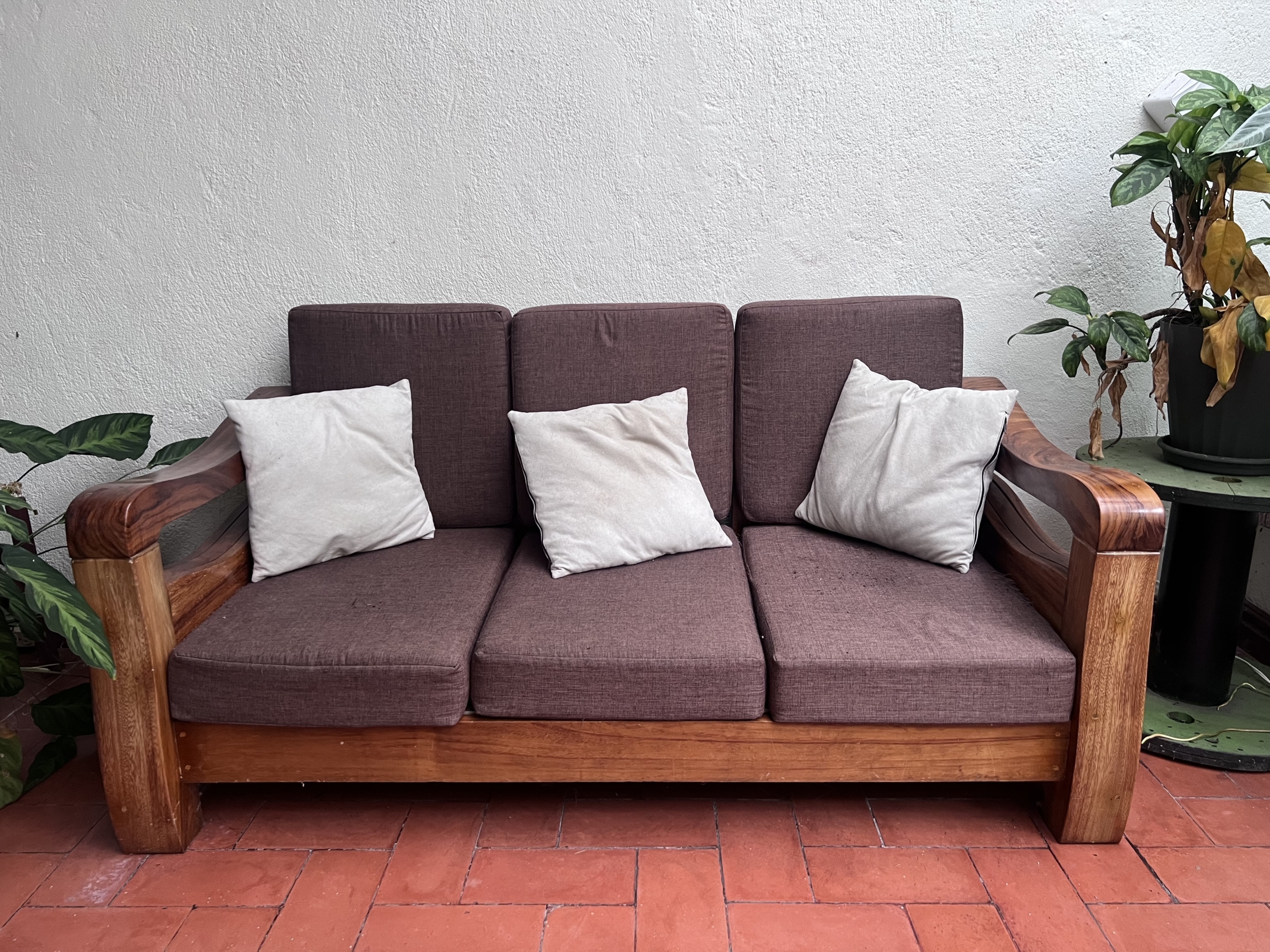 3 Juego de sillones de madera para terraza